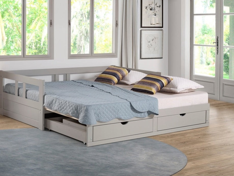 https://thetrianglebm.com/cdn/shop/products/Melody-Expandable-Twin-to-King-Trundle-Daybed-with-Storage-Drawers-3fe5fddb-9c69-4abc-a1b4-894f11a677f8_1000_1024x.jpg?v=1652017026